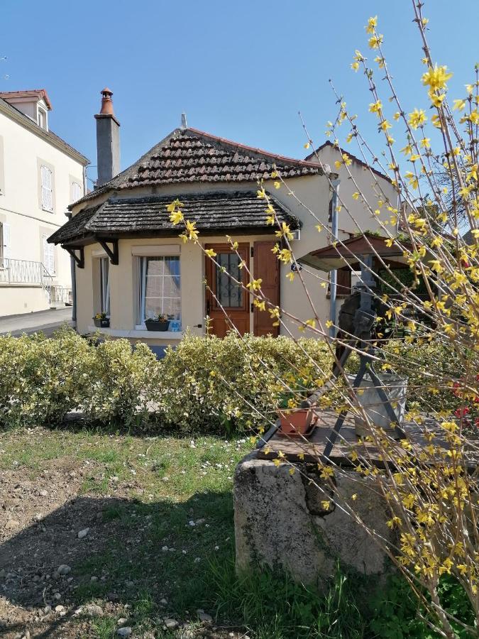 Charmante Maison Pres De Vezelay Voutenay-sur-Cure Екстериор снимка